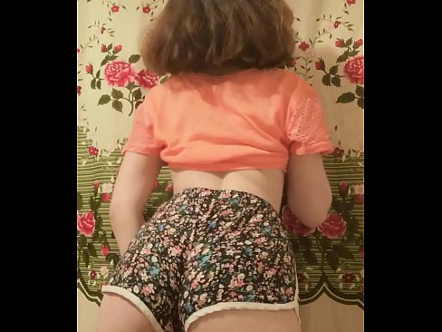 ❤️ Szexi fiatal csaj vetkőzteti le a rövidnadrágját a kamera előtt. ❤️ Porno at hu.tukifporno.ru