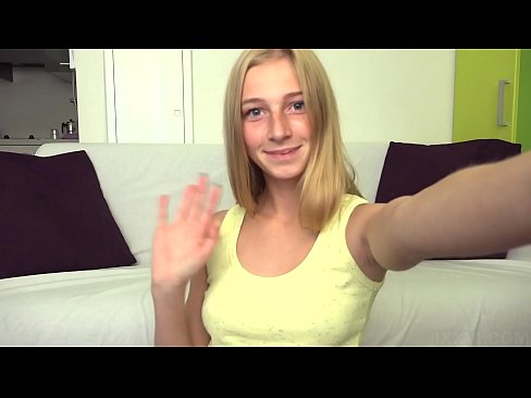 ❤️ Amikor unatkozom, lustán maszturbálom a rózsaszín puncimat... ❤️ Porno at hu.tukifporno.ru