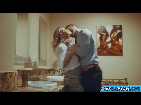 ❤️ Amikor egy bögyös szőke elcsábít egy nyilvános WC-ben ❤️ Porno at hu.tukifporno.ru